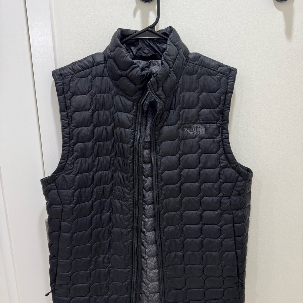 The North Face Men's Charcoal Quilted Vest